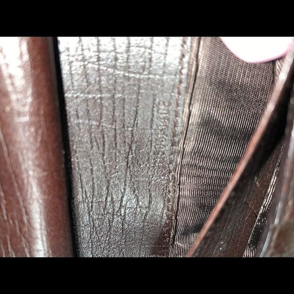 Authentic GUCCI GG Logo Kisslock Wallet - Picture 11 of 13